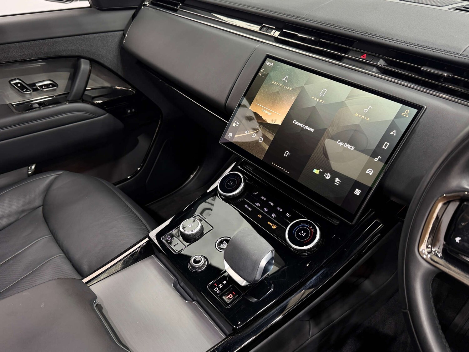 Used Land Rover Range Rover Sport 2023 for sale - 76718841: Photo 45