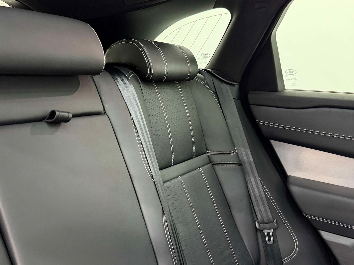 Used Land Rover Range Rover Velar 2022 for sale - 76923090: Photo 16