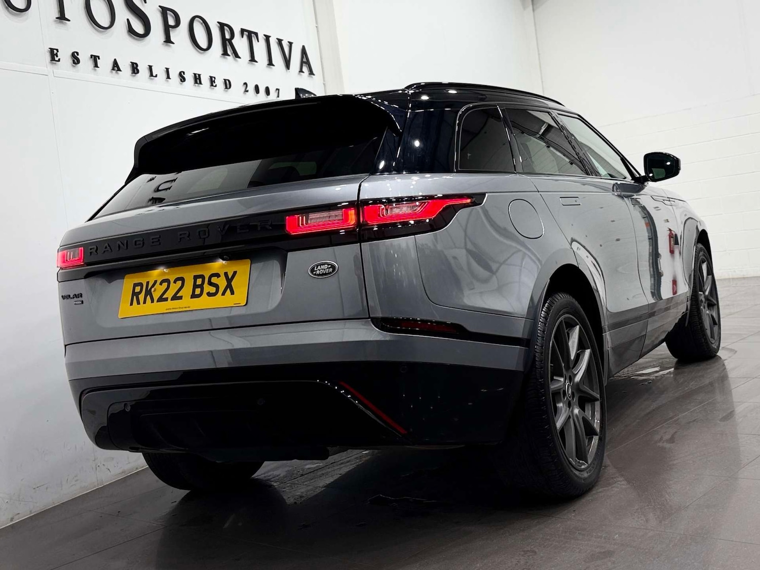 Used Land Rover Range Rover Velar 2022 for sale - 76923090: Photo 27