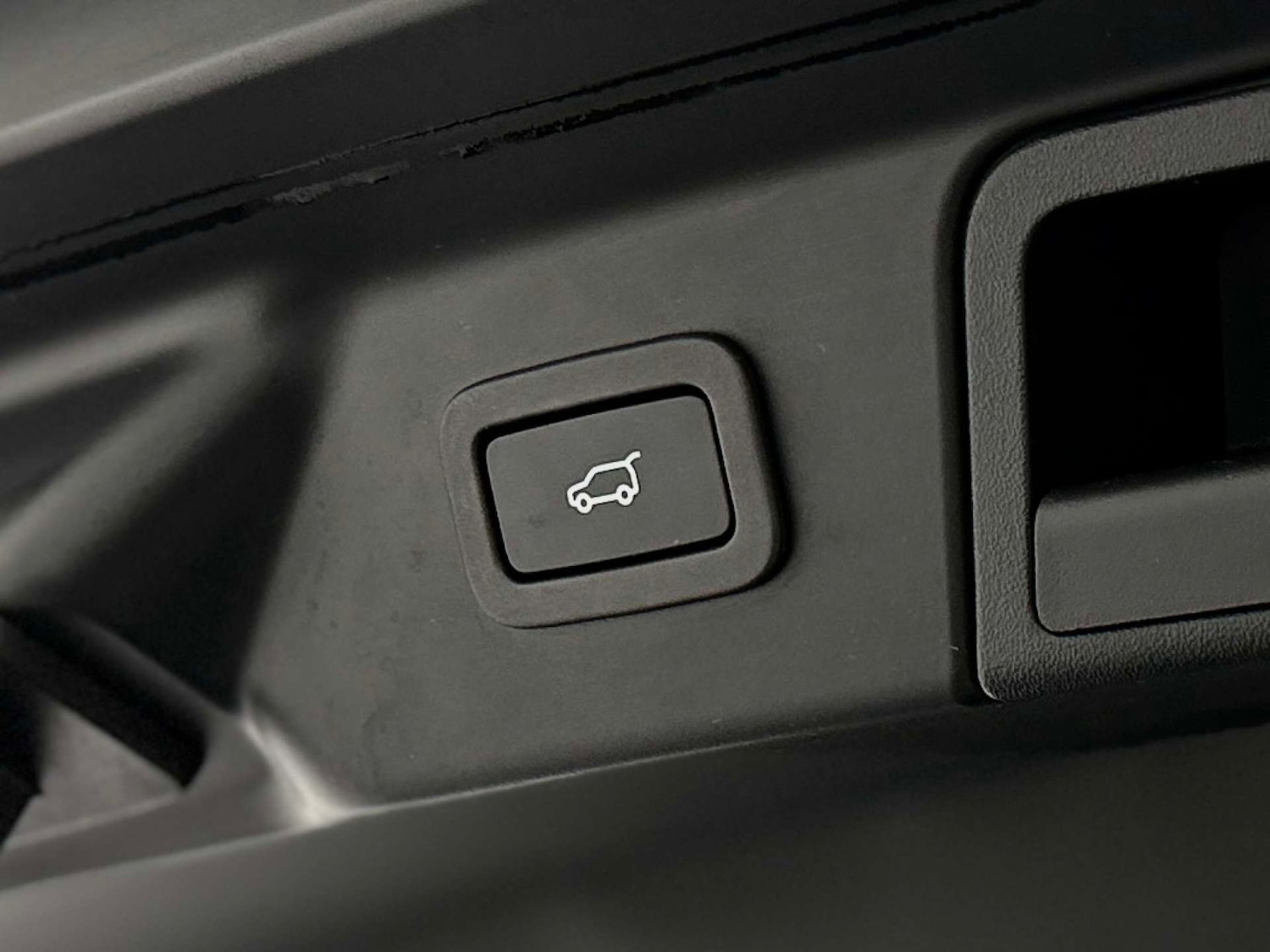 Used Land Rover Range Rover Velar 2022 for sale - 76923090: Photo 30