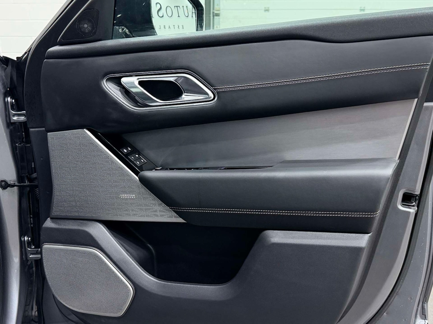 Used Land Rover Range Rover Velar 2022 for sale - 76923090: Photo 35