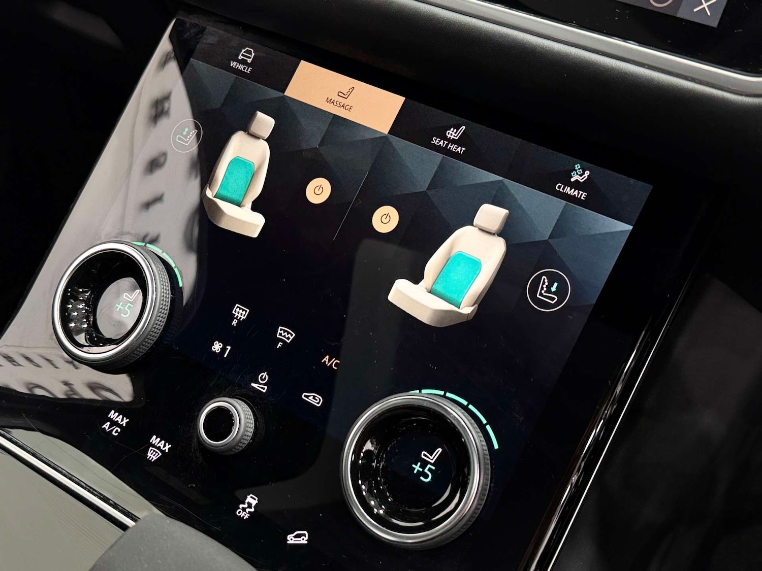 Used Land Rover Range Rover Velar 2022 for sale - 76923090: Photo 49