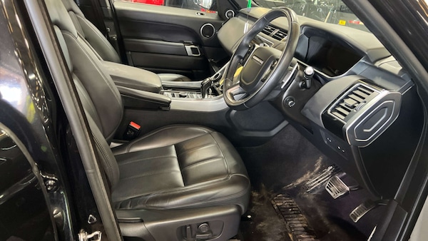 Used Land Rover Range Rover Sport 2021 for sale - 76206206: Photo 3