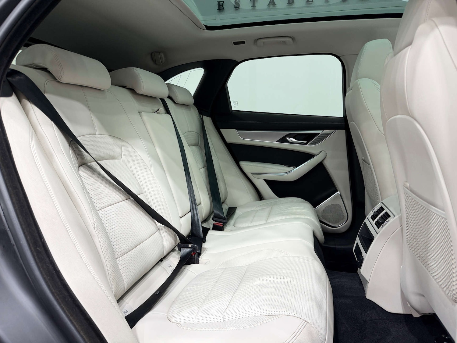 Used Jaguar F-Pace 2022 for sale - 77224818: Photo 16