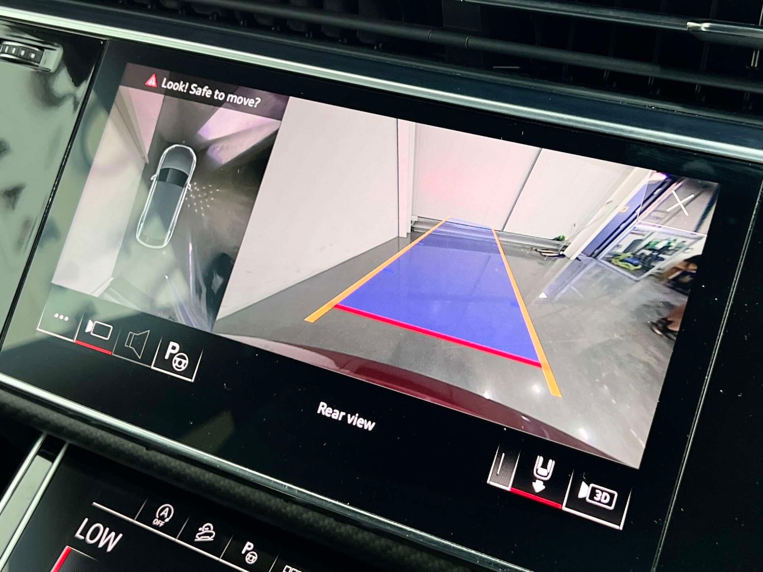 Used Audi Q8 2021 for sale - 76277509: Photo 51