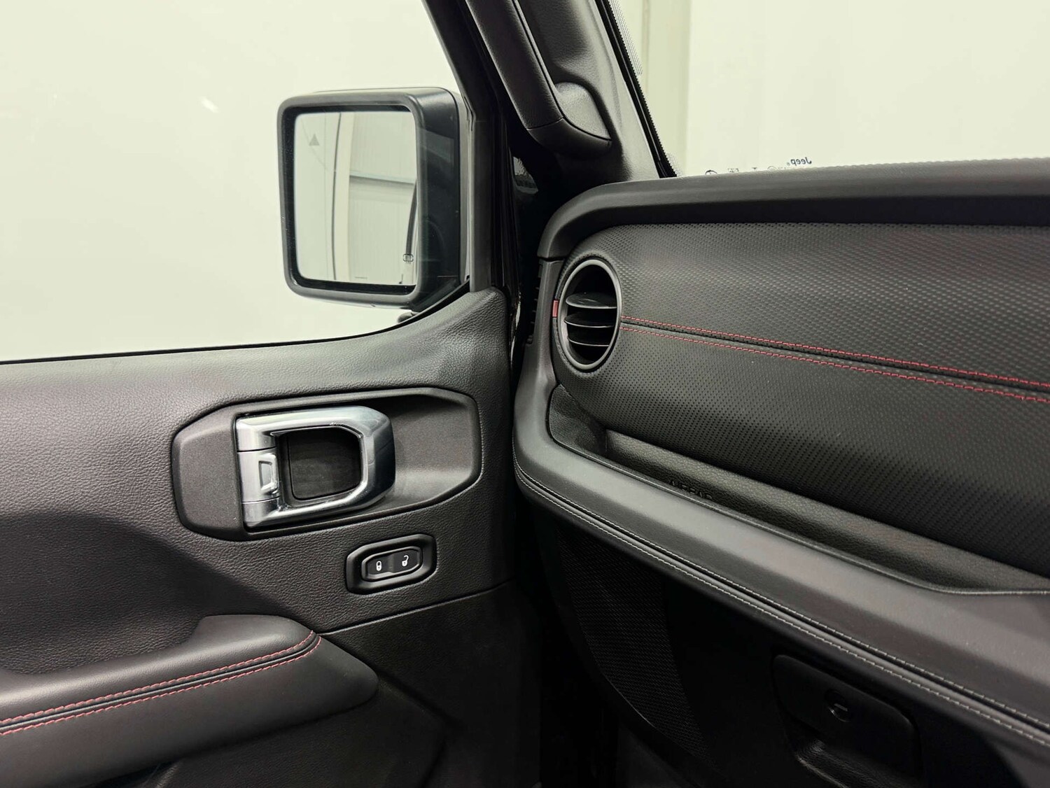 Used Jeep Wrangler 2025 for sale - 77847552: Photo 41