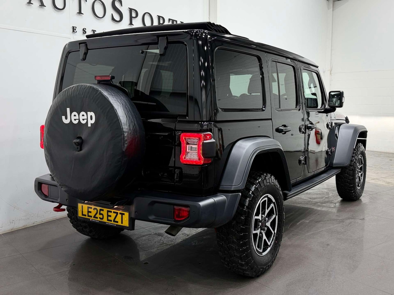 Used Jeep Wrangler 2025 for sale - 77847552: Photo 6