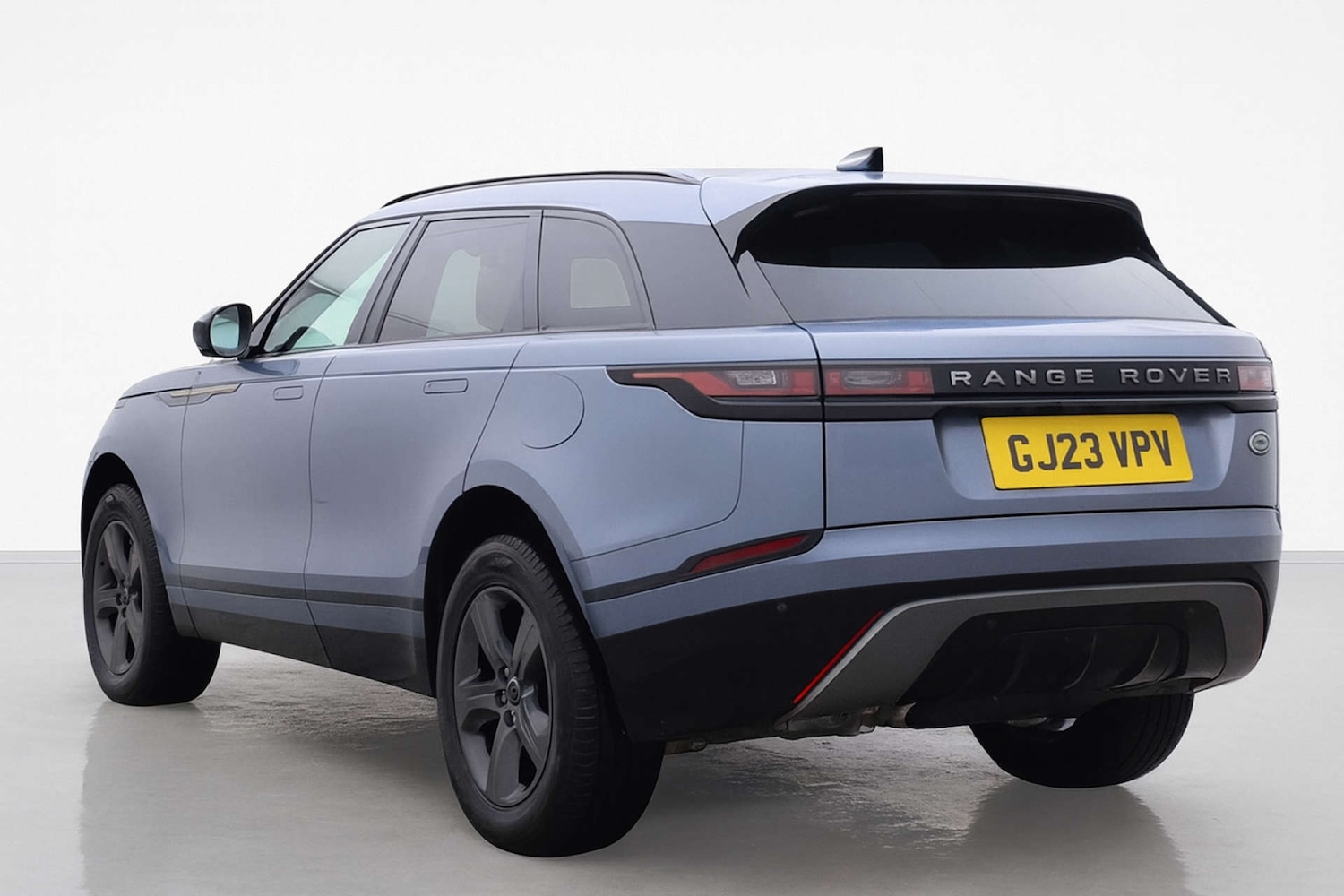 Used Land Rover Range Rover Velar 2023 for sale - 76737892: Photo 3
