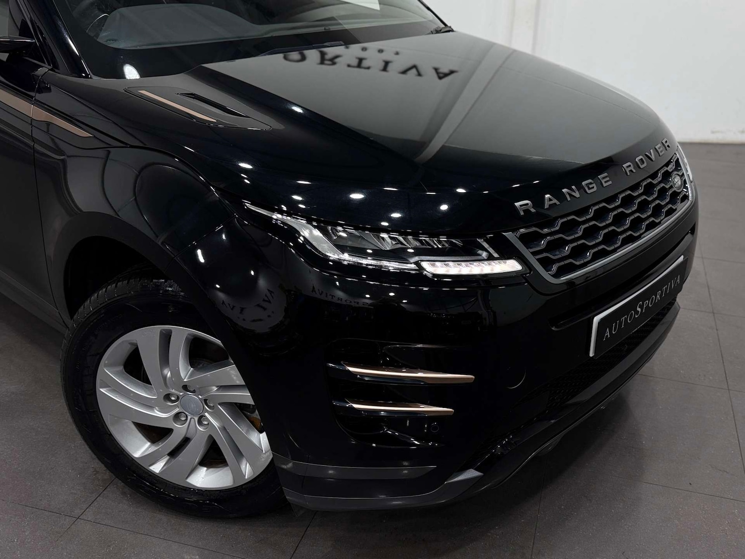 Used Land Rover Range Rover Evoque 2023 for sale - 77200698: Photo 31