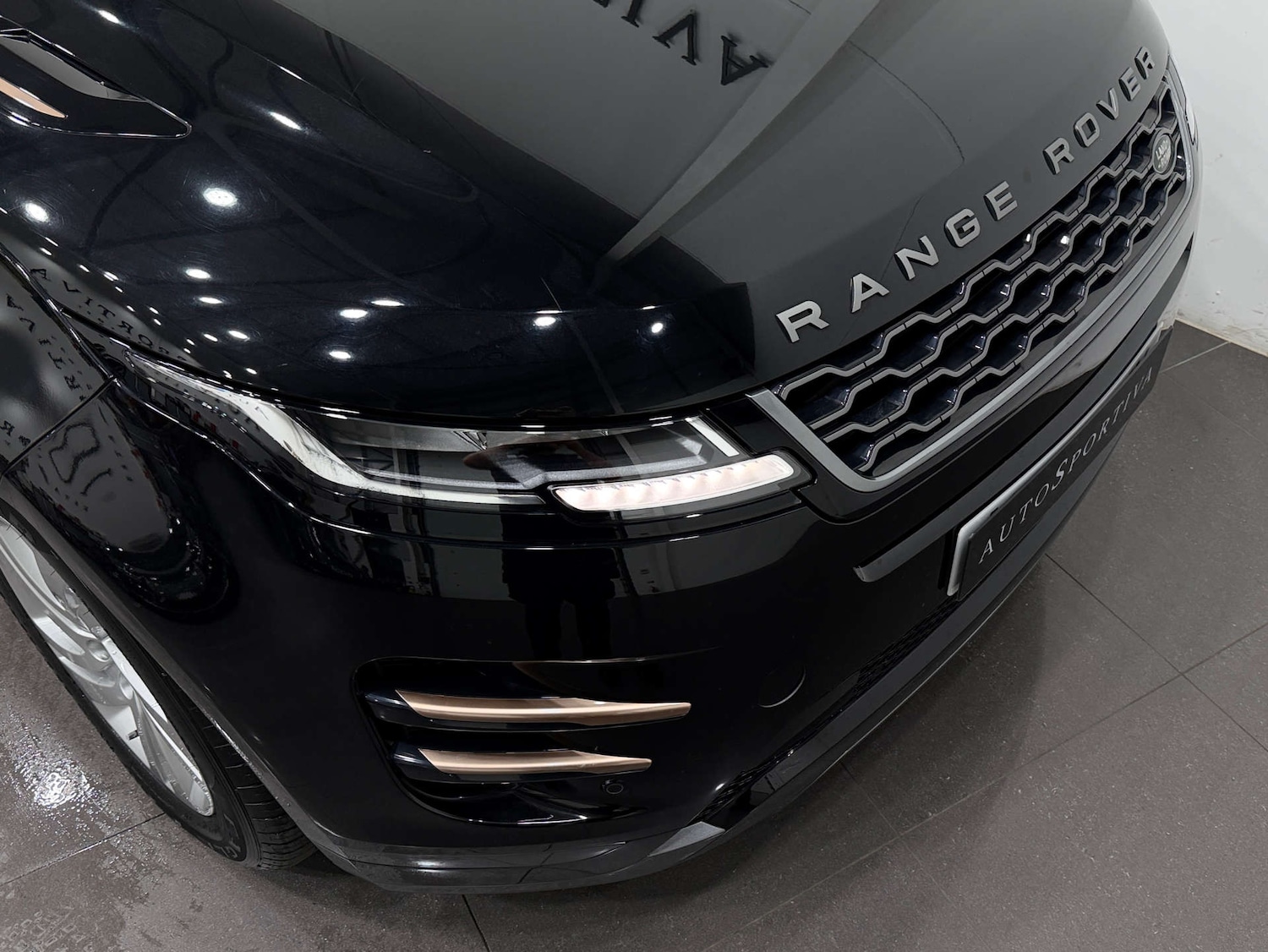 Used Land Rover Range Rover Evoque 2023 for sale - 77200698: Photo 32