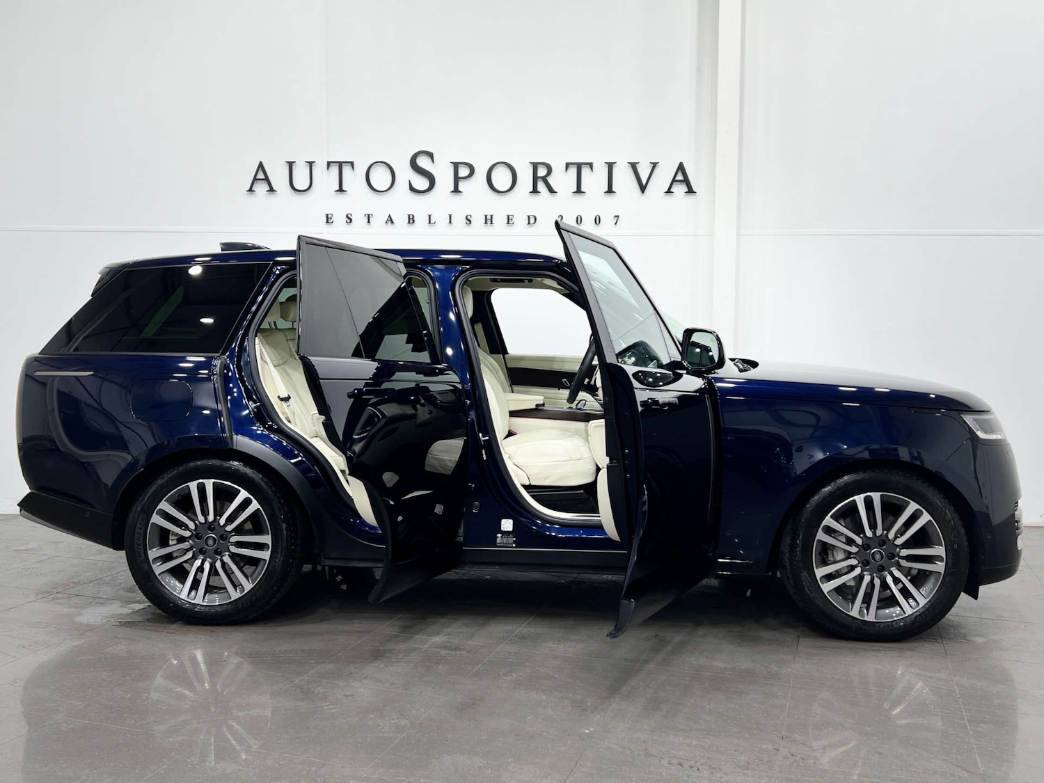 Used Land Rover Range Rover 2023 for sale - 76277542: Photo 14