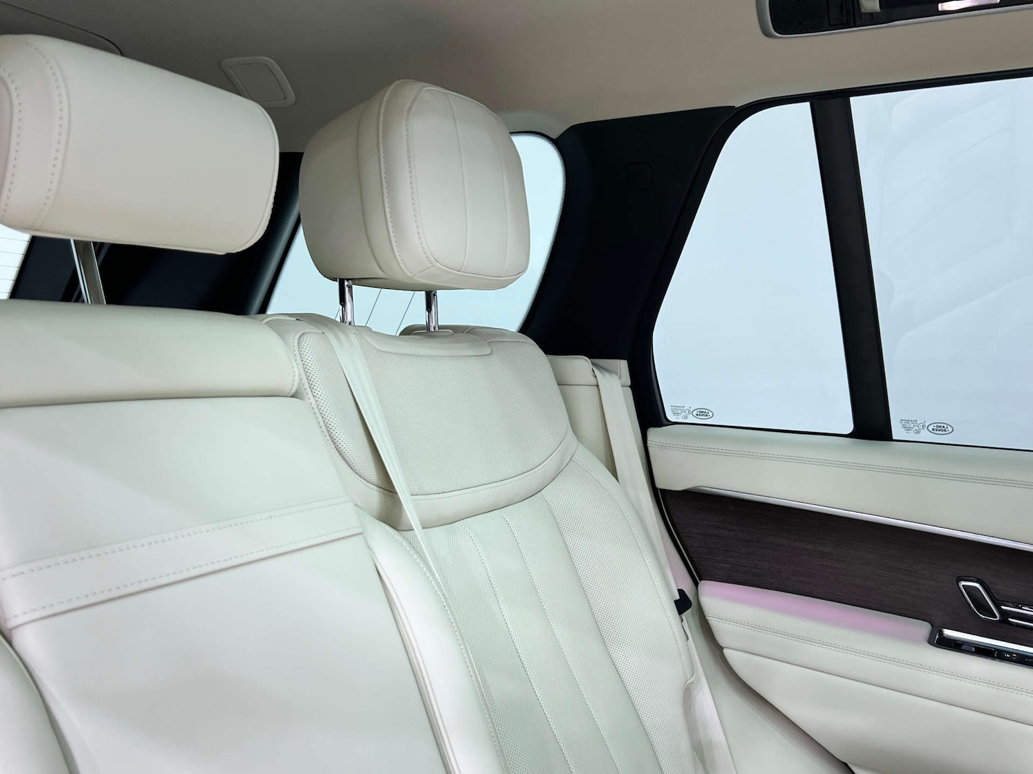 Used Land Rover Range Rover 2023 for sale - 76277542: Photo 16