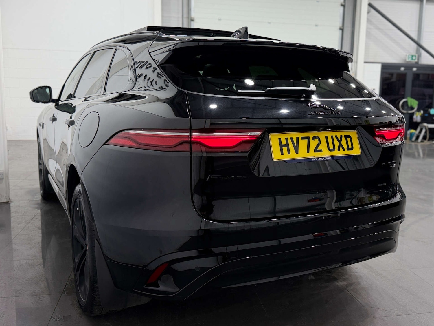 Used Jaguar F-Pace 2022 for sale - 76579680: Photo 10