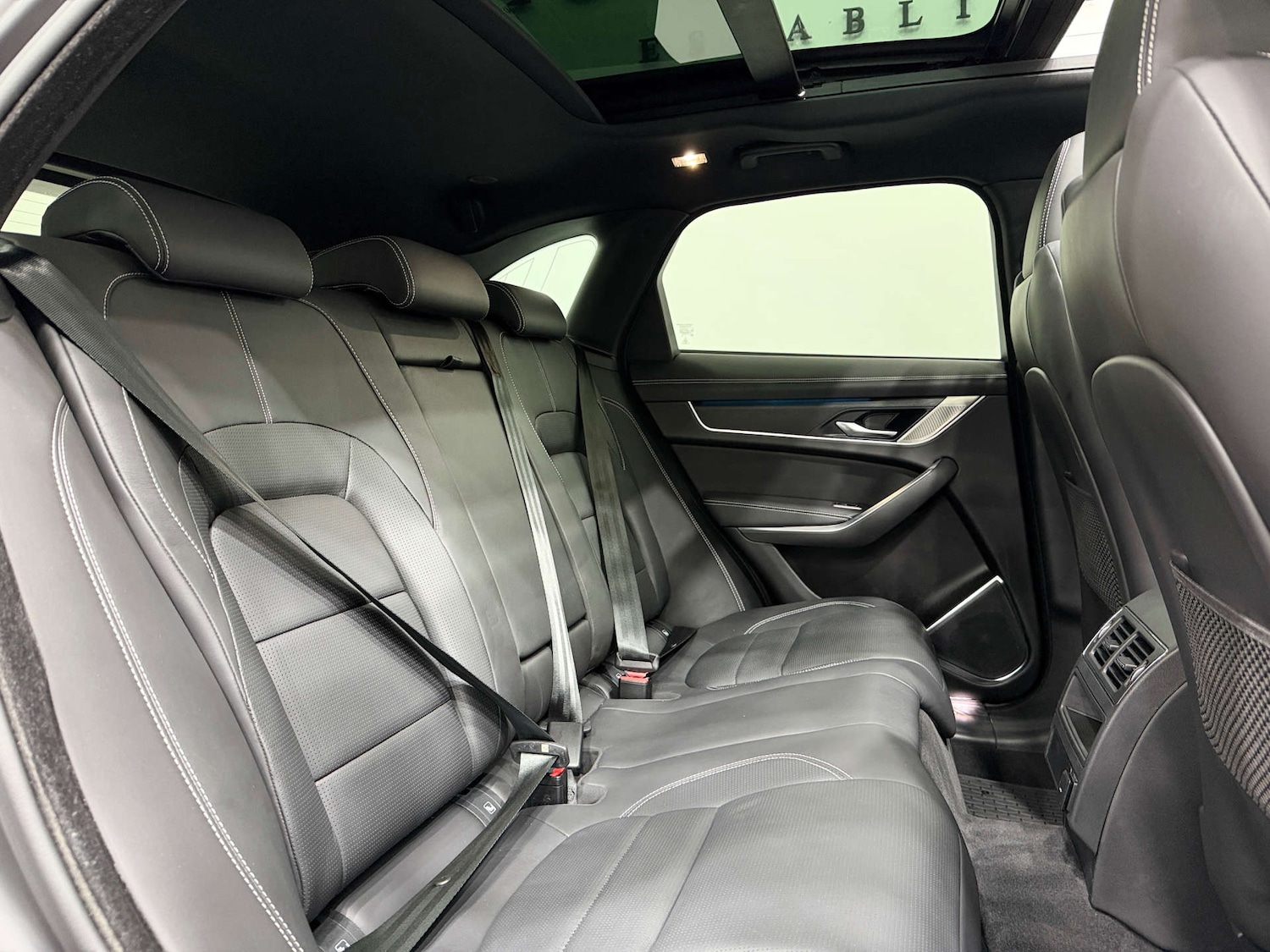 Used Jaguar F-Pace 2022 for sale - 76579680: Photo 14