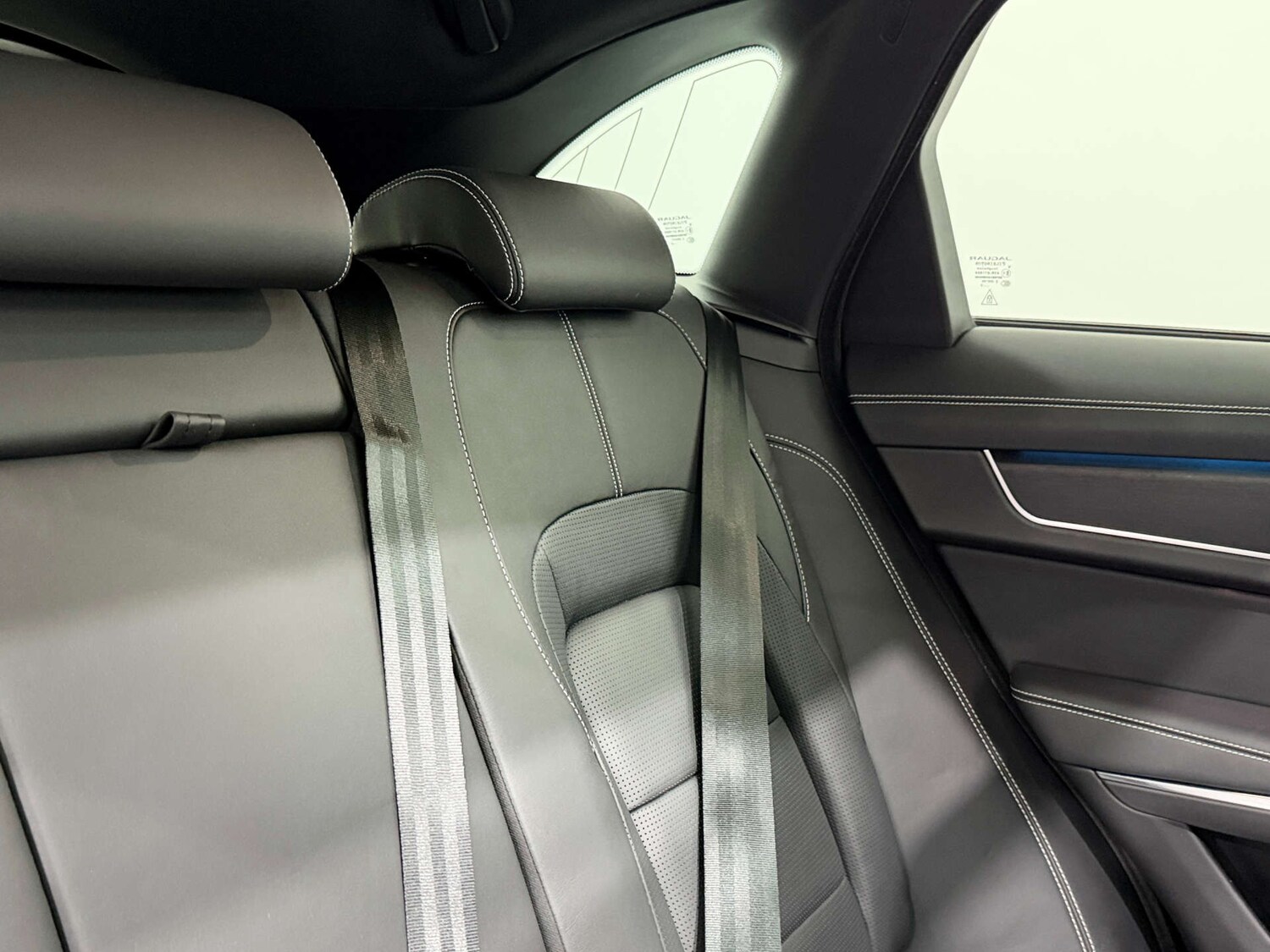 Used Jaguar F-Pace 2022 for sale - 76579680: Photo 15