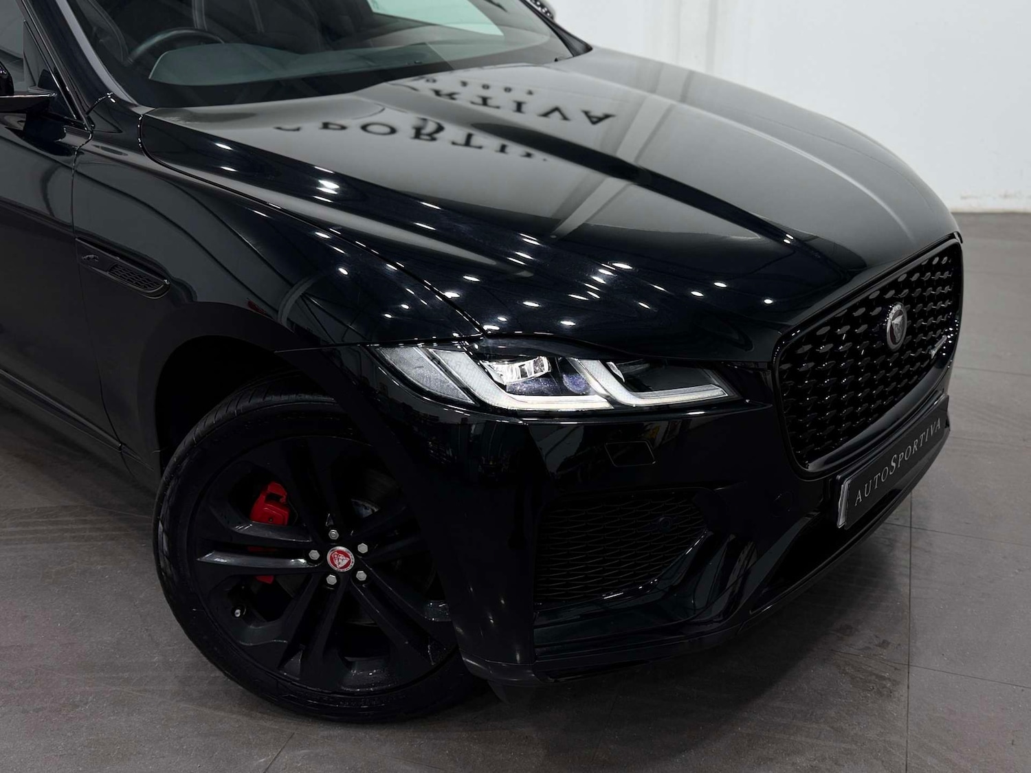 Used Jaguar F-Pace 2022 for sale - 76579680: Photo 32