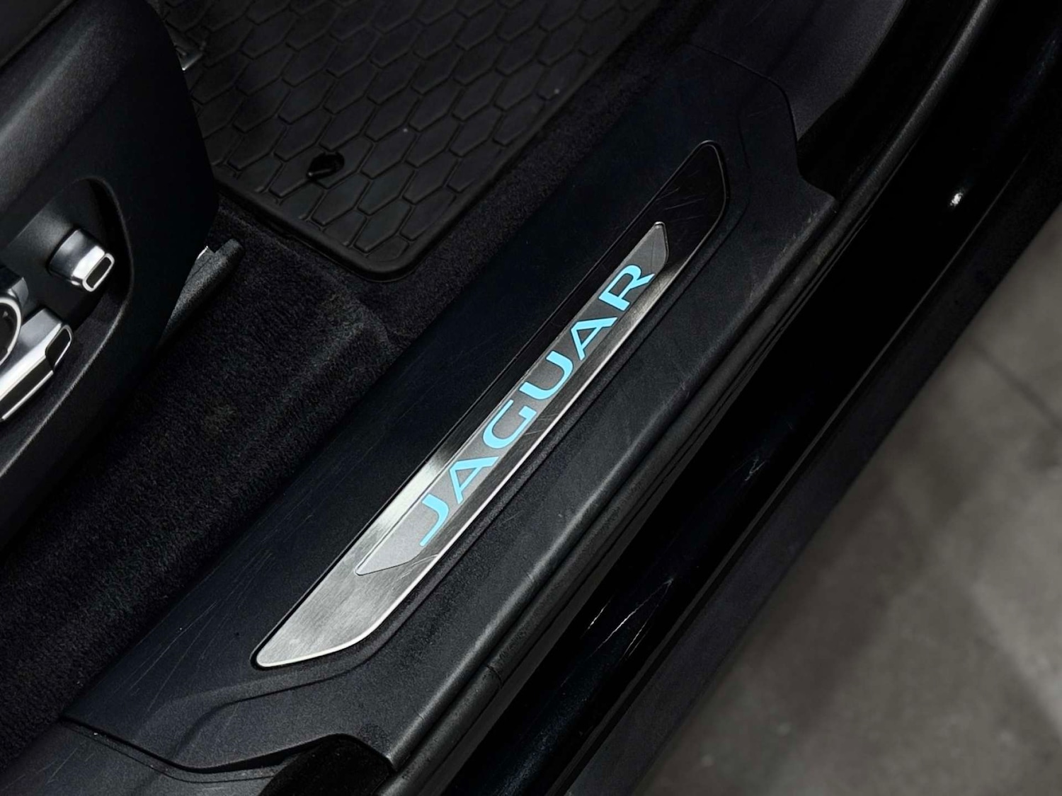 Used Jaguar F-Pace 2022 for sale - 76579680: Photo 38