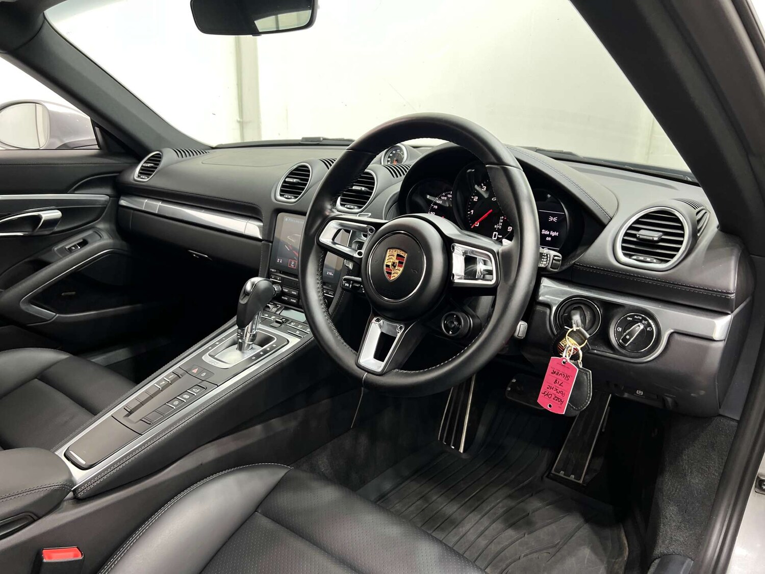 Used Porsche Other 2022 for sale - 76277549: Photo 20