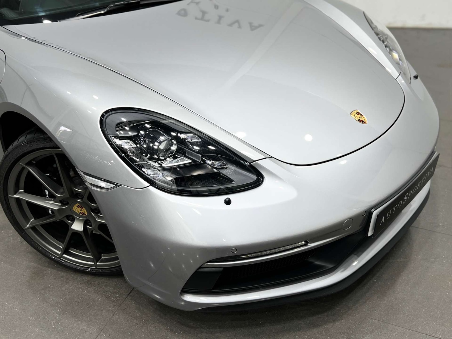 Used Porsche Other 2022 for sale - 76277549: Photo 32
