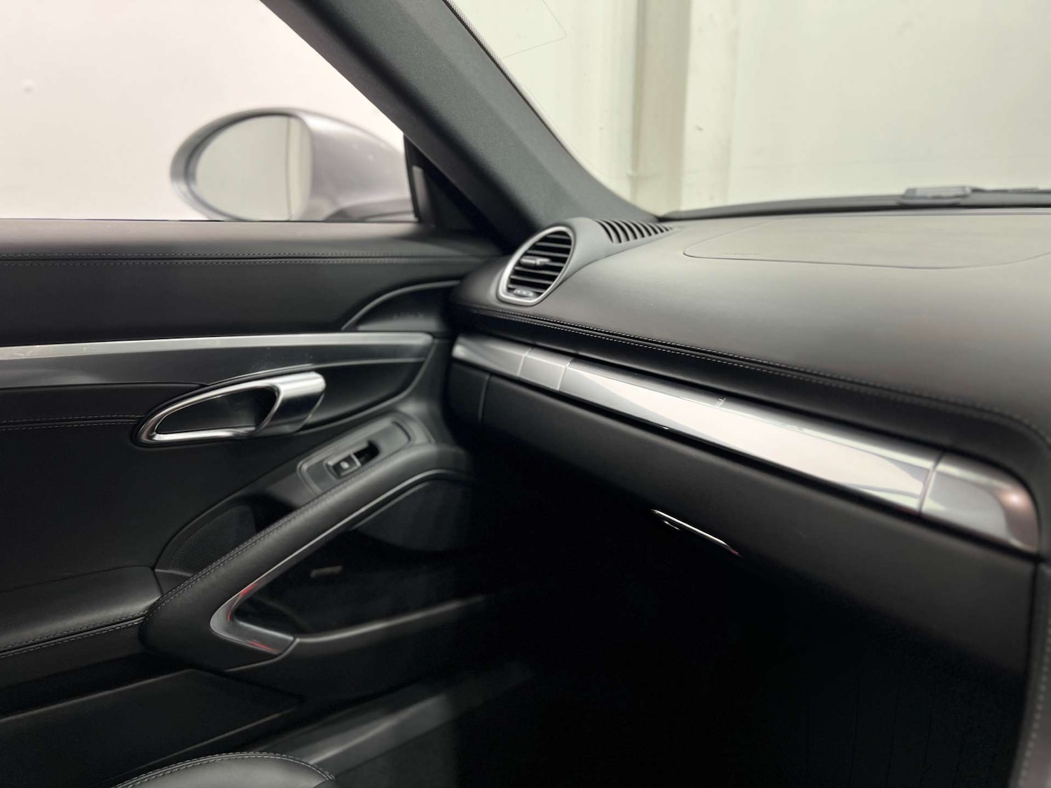 Used Porsche Other 2022 for sale - 76277549: Photo 38