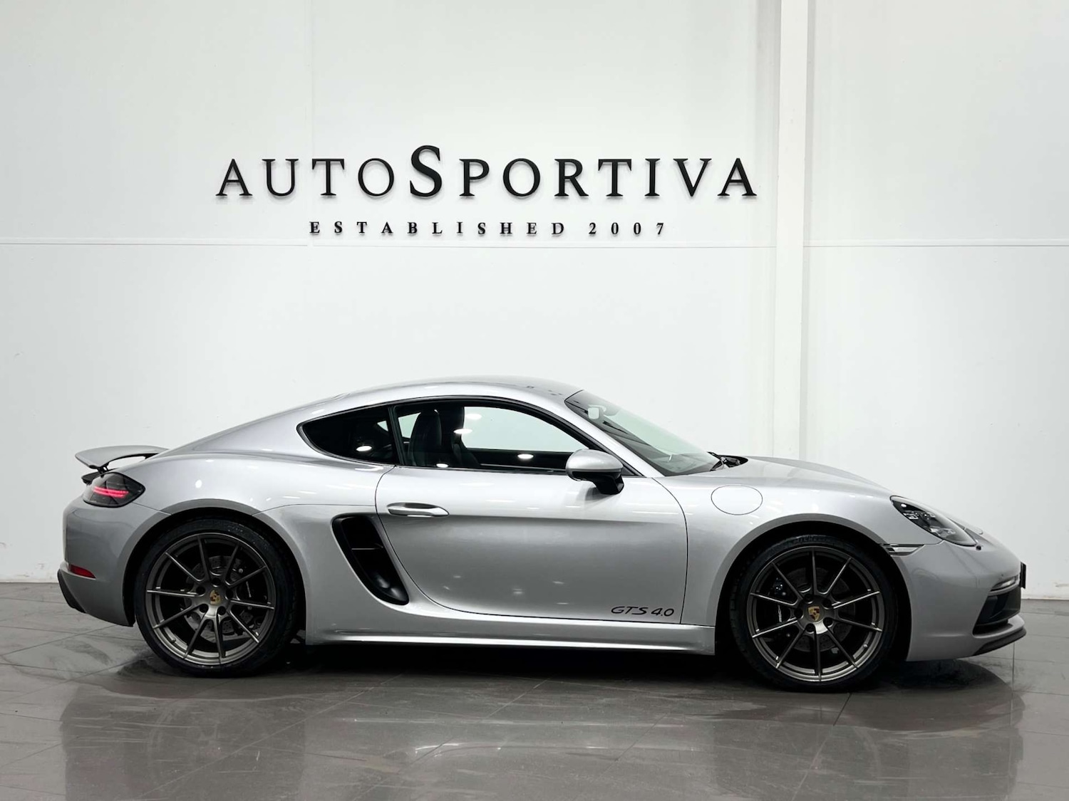 Used Porsche Other 2022 for sale - 76277549: Photo 7