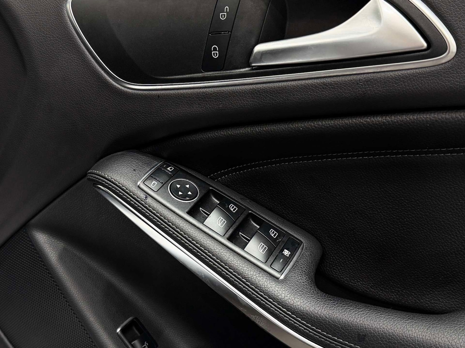 Used Mercedes-Benz GLA 2019 for sale - 77118049: Photo 37