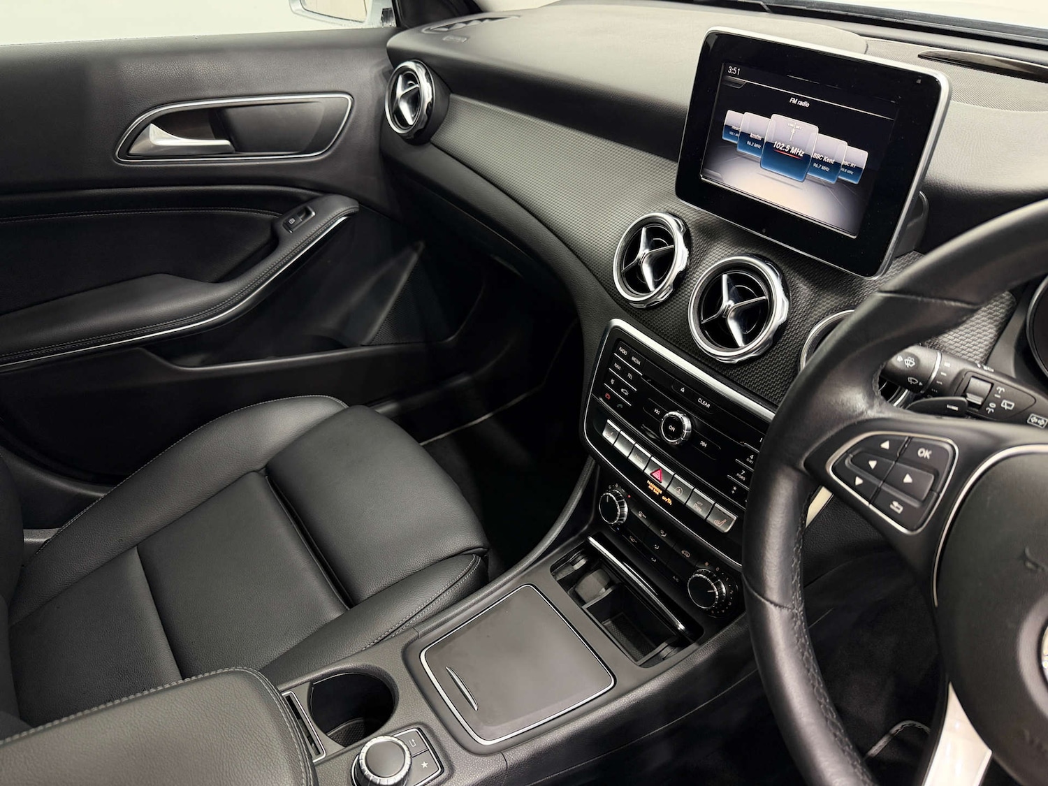 Used Mercedes-Benz GLA 2019 for sale - 77118049: Photo 41