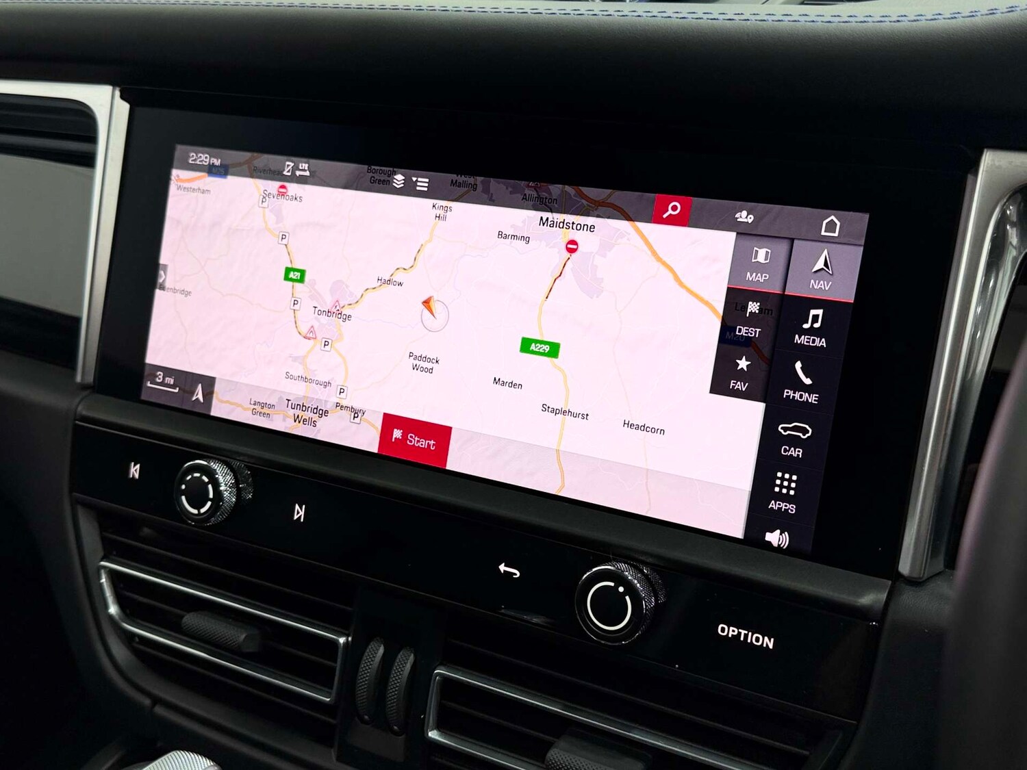 Used Porsche Macan 2023 for sale - 76354277: Photo 27