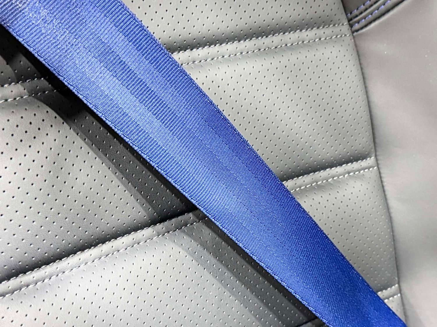 Used Porsche Macan 2023 for sale - 76354277: Photo 38