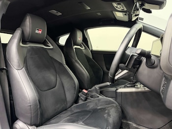 Used Toyota Yaris 2024 for sale - 79346183: Photo