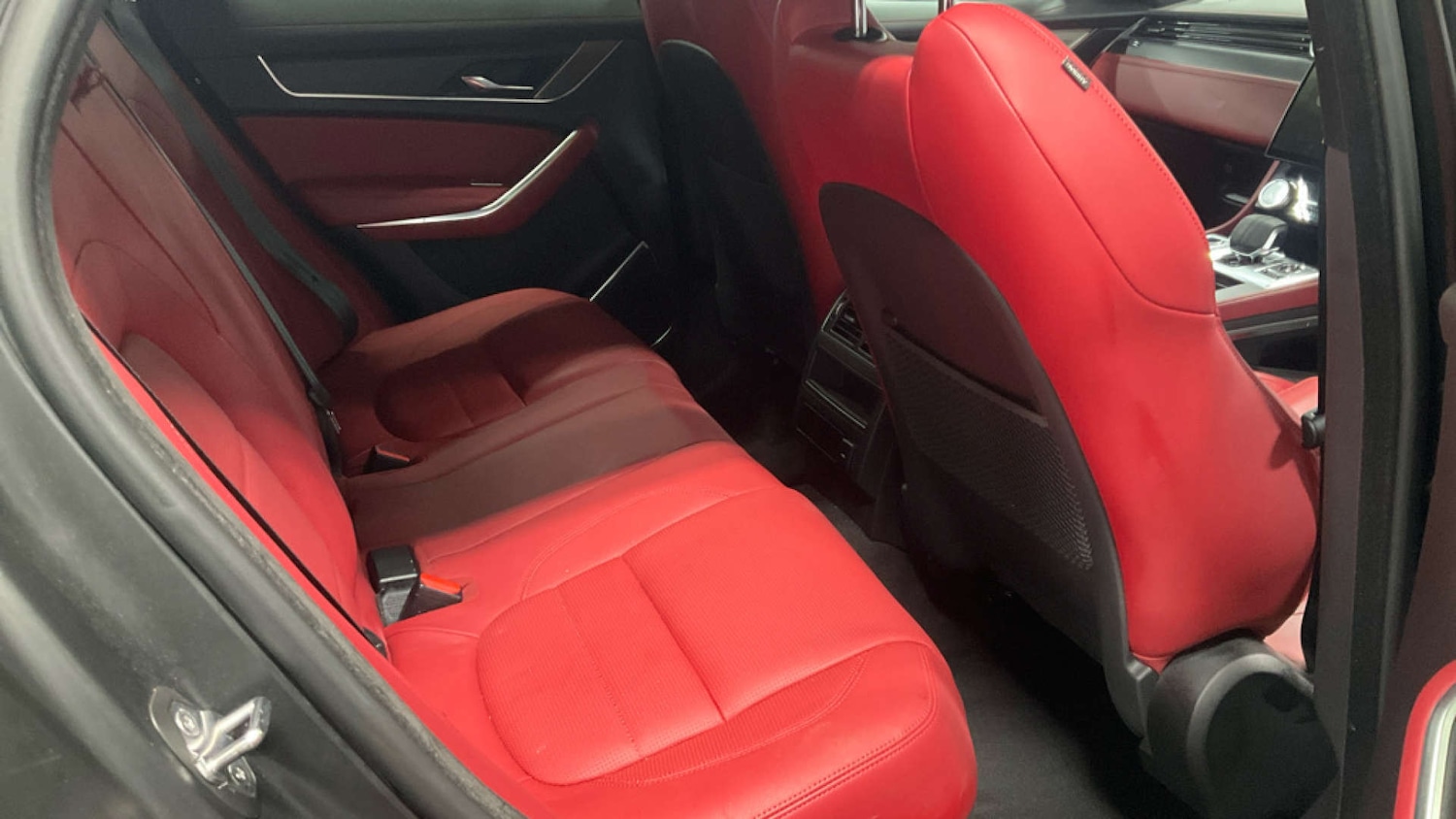 Used Jaguar F-Pace 2022 for sale - 78097435: Photo 2