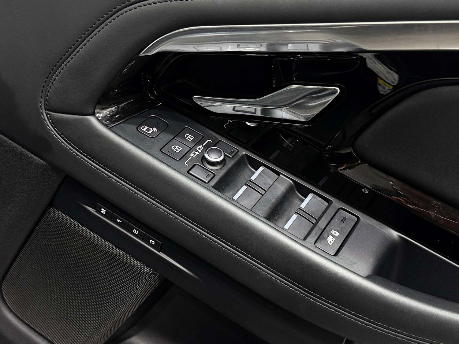 Used Land Rover Range Rover Evoque 2021 for sale - 77833907: Photo 38