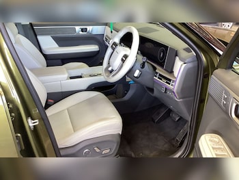 Used Hyundai Santa Fe 2025 for sale - 79276804: Photo