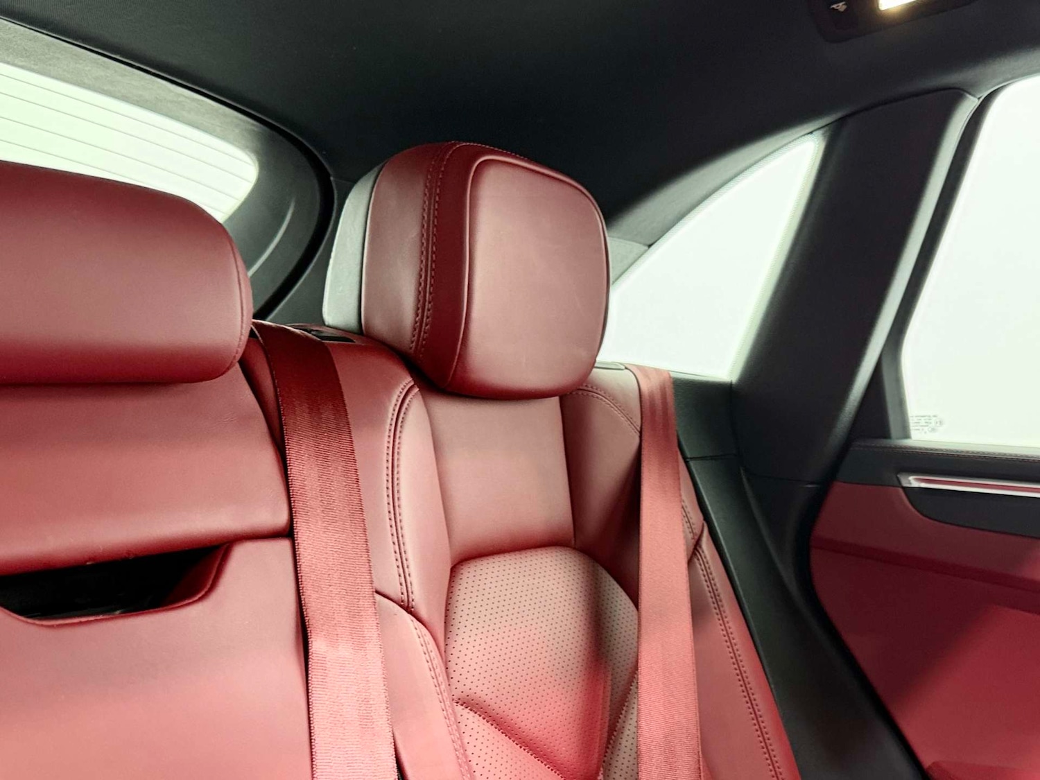 Used Porsche Macan 2022 for sale - 77833849: Photo 17