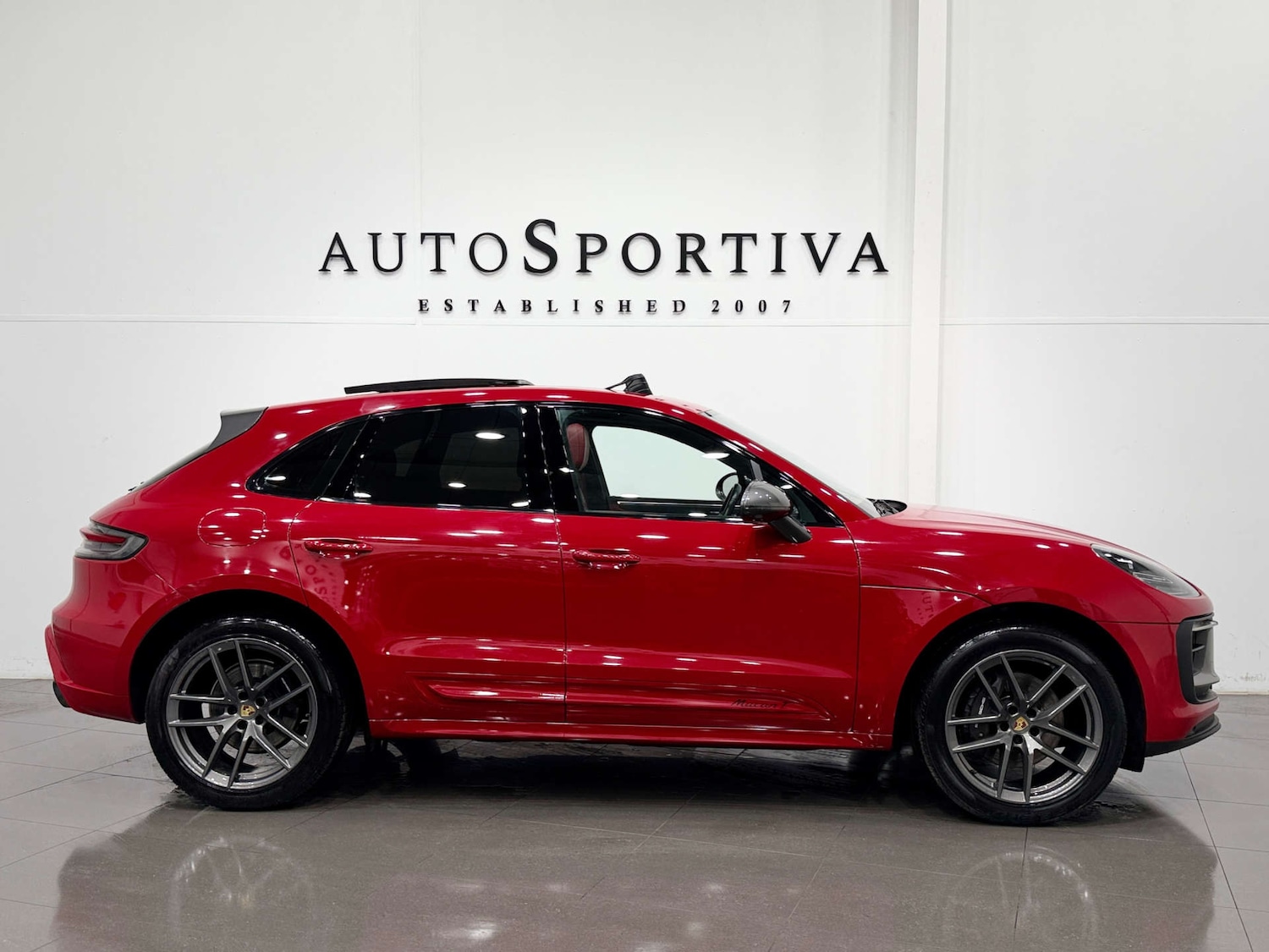 Used Porsche Macan 2022 for sale - 77833849: Photo 7