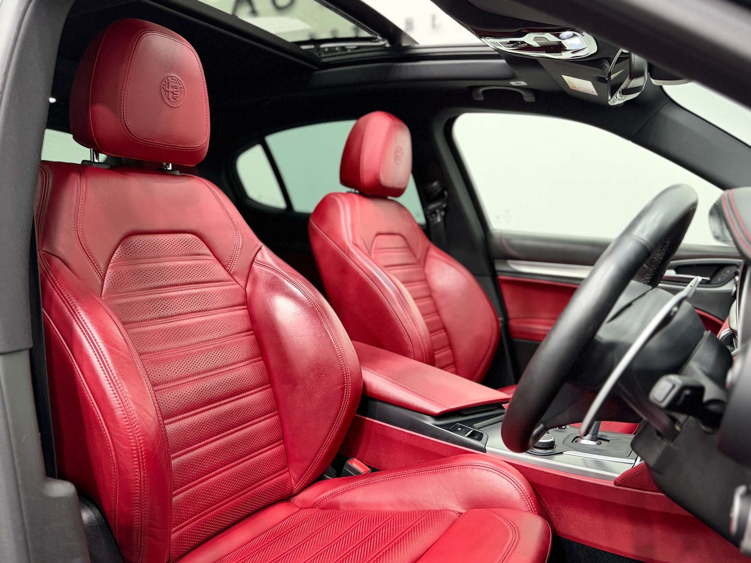 Used Alfa Romeo Stelvio 2020 for sale - 76830937: Photo 2