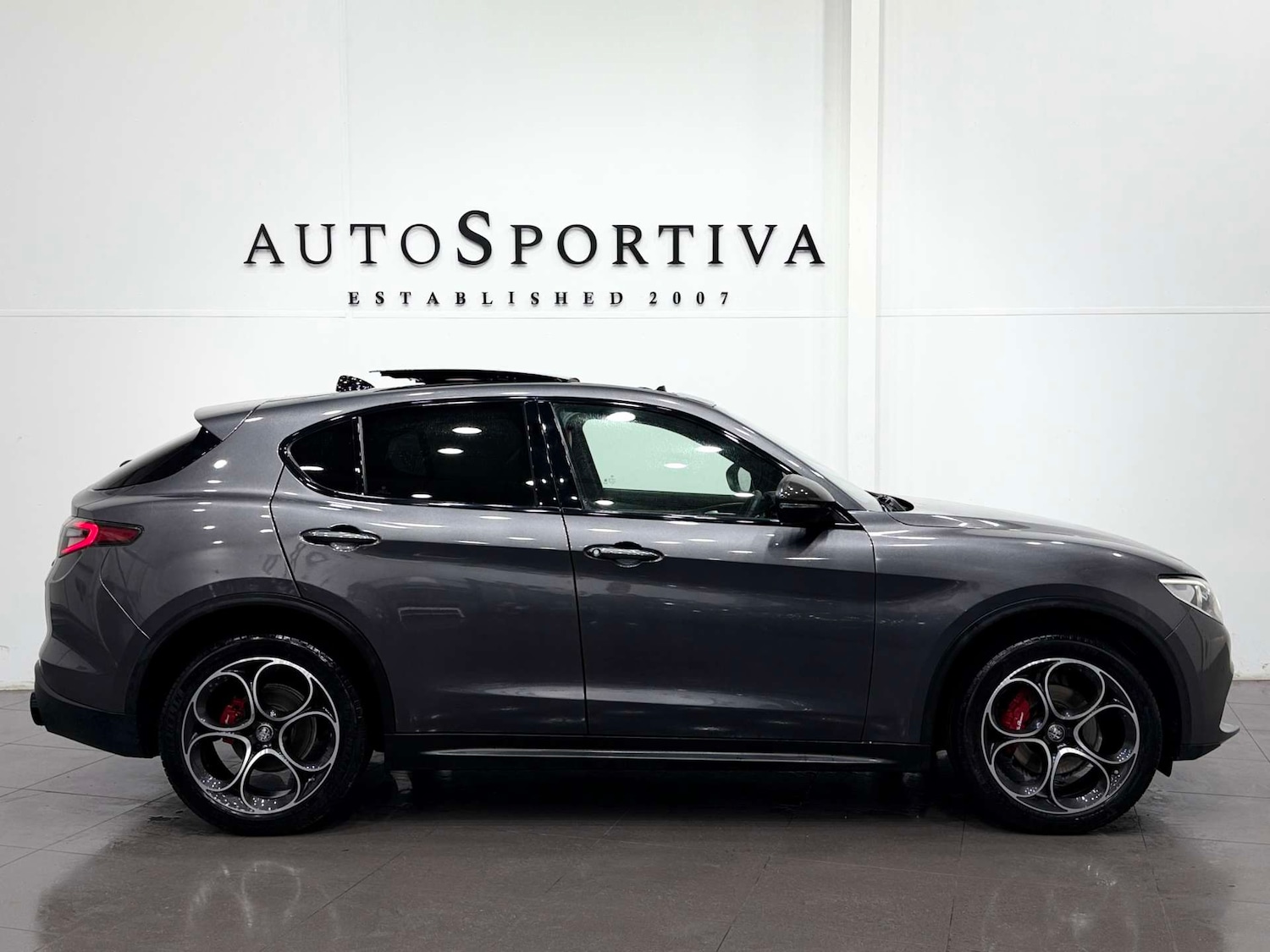 Used Alfa Romeo Stelvio 2020 for sale - 76830937: Photo 6