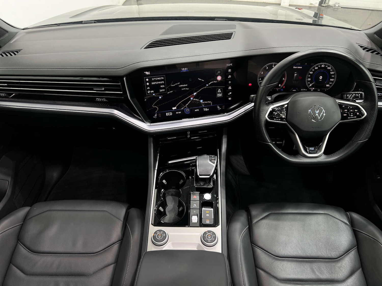 Used Volkswagen Touareg 2021 for sale - 76102725: Photo 21