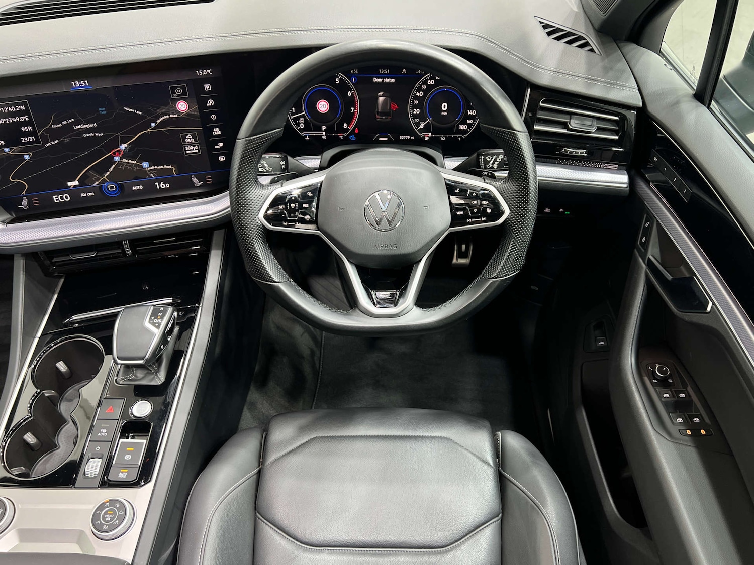 Used Volkswagen Touareg 2021 for sale - 76102725: Photo 22