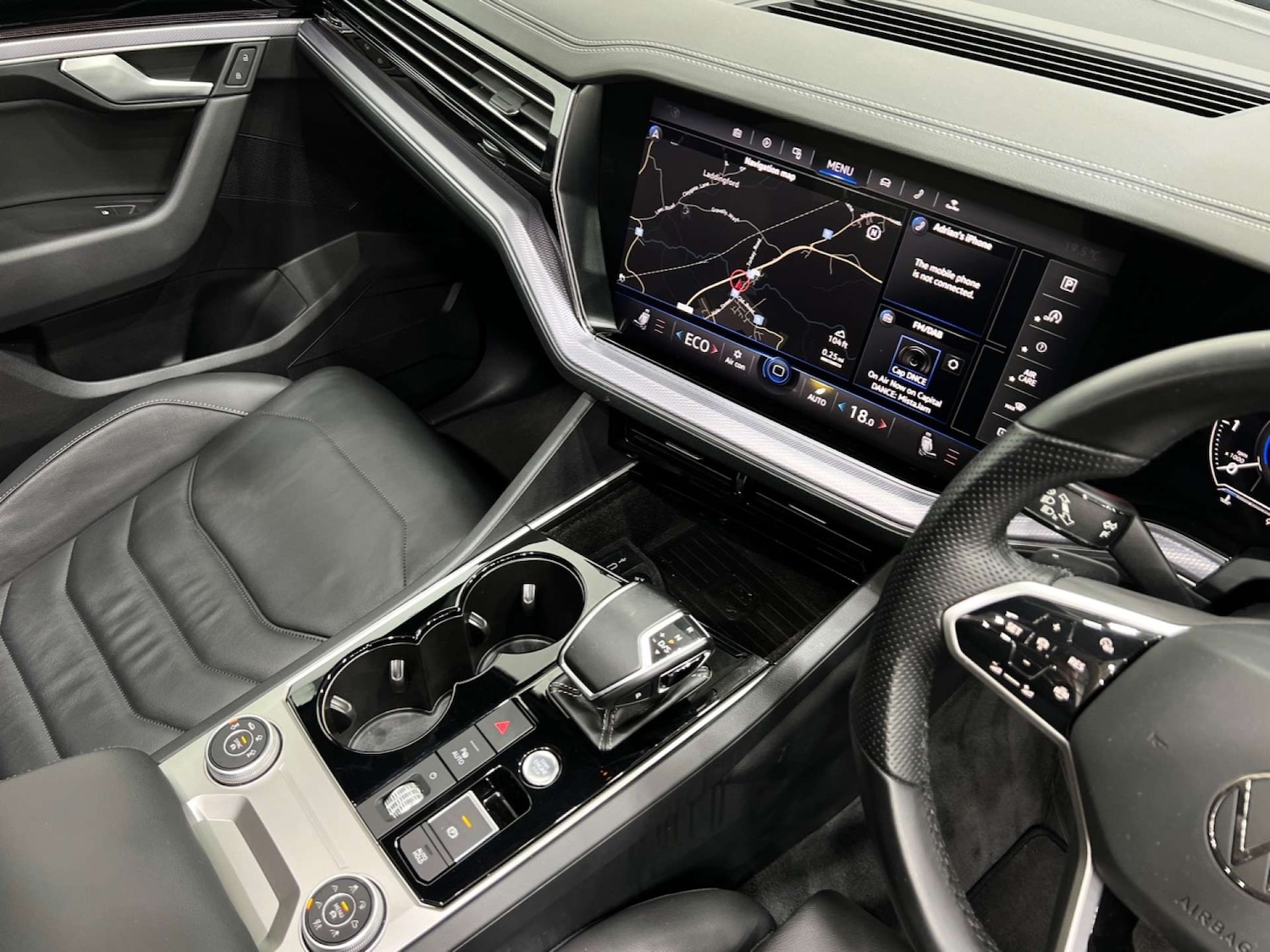 Used Volkswagen Touareg 2021 for sale - 76102725: Photo 43