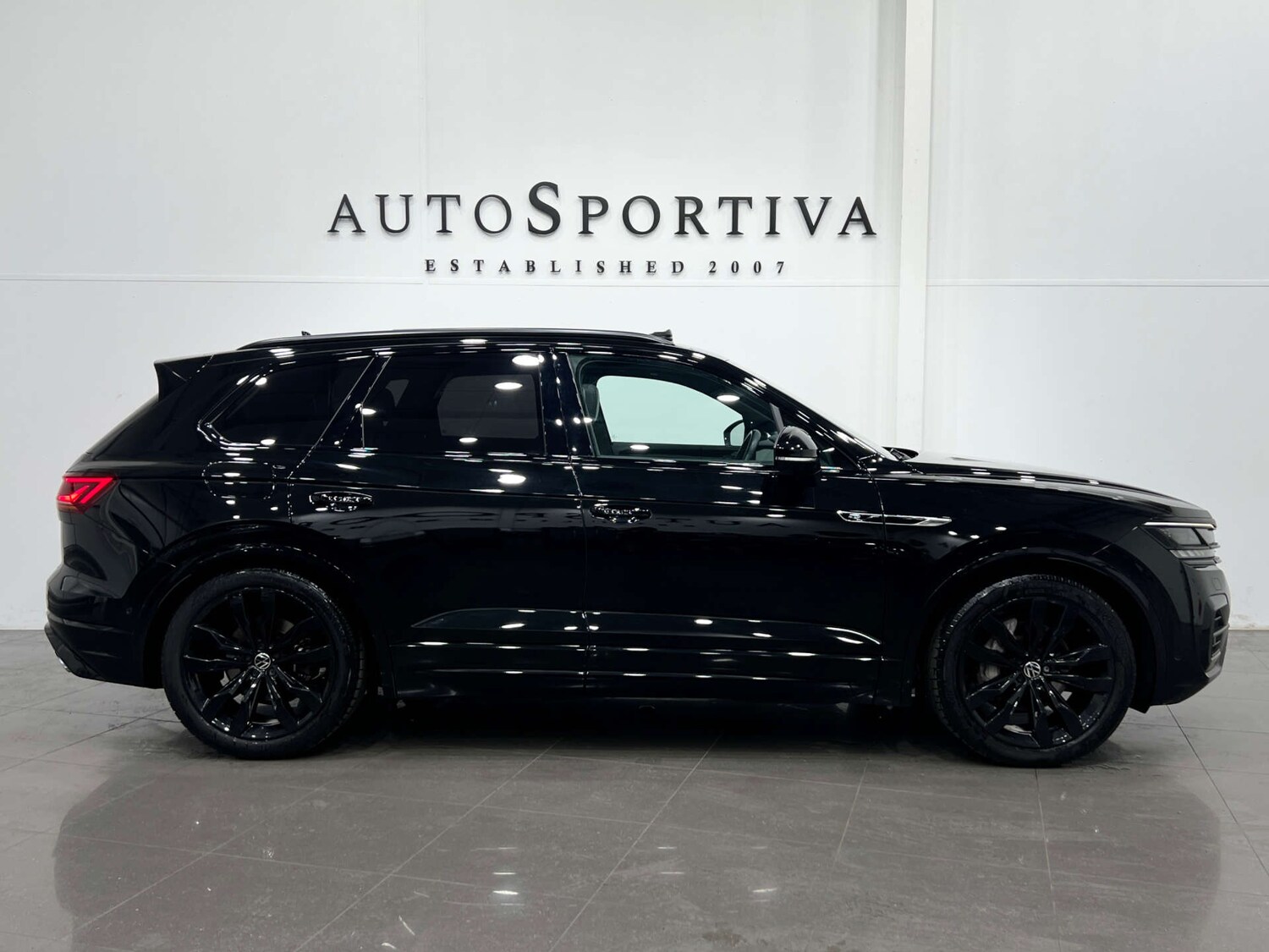 Used Volkswagen Touareg 2021 for sale - 76102725: Photo 6
