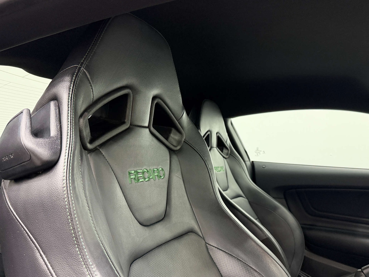 Used Ford Mustang 2020 for sale - 76404365: Photo 33