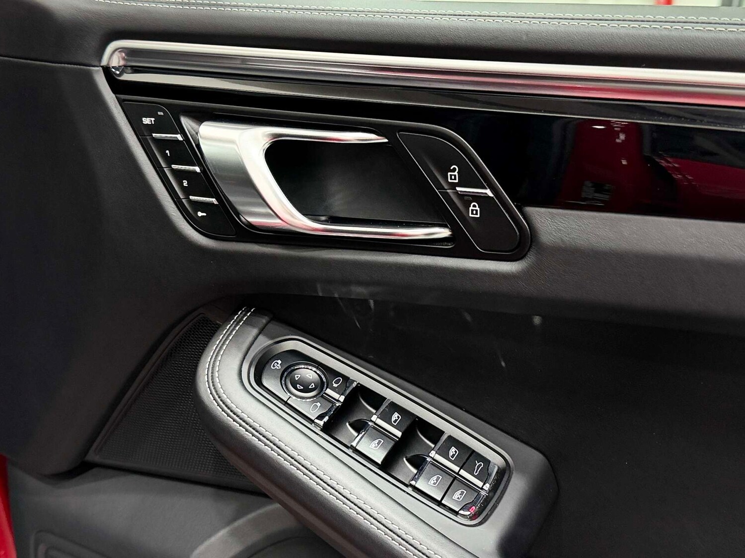 Used Porsche Macan 2023 for sale - 76567770: Photo 41