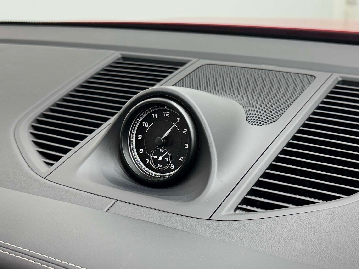 Used Porsche Macan 2023 for sale - 76567770: Photo 47