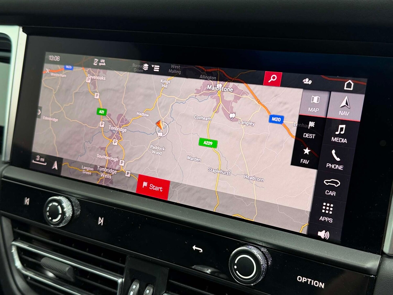 Used Porsche Macan 2023 for sale - 76567770: Photo 48