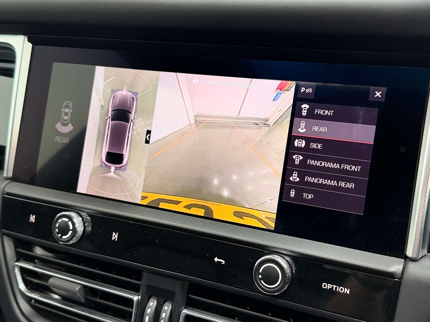 Used Porsche Macan 2023 for sale - 76567770: Photo 50