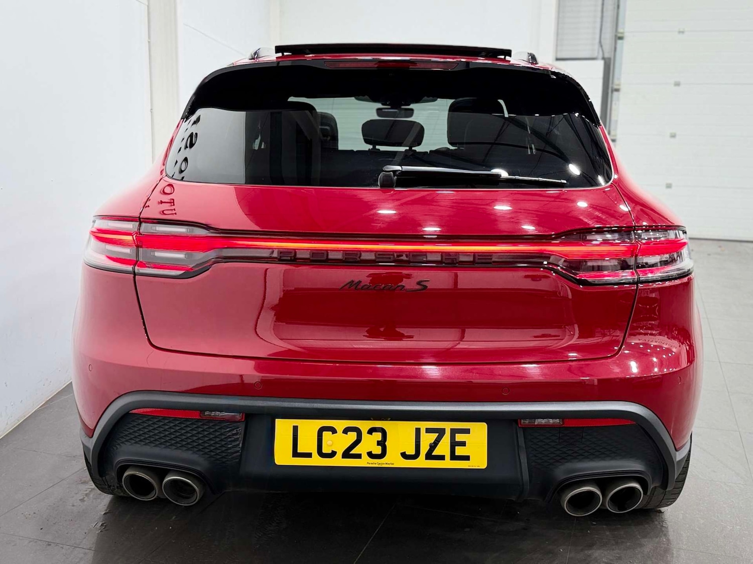 Used Porsche Macan 2023 for sale - 76567770: Photo 9