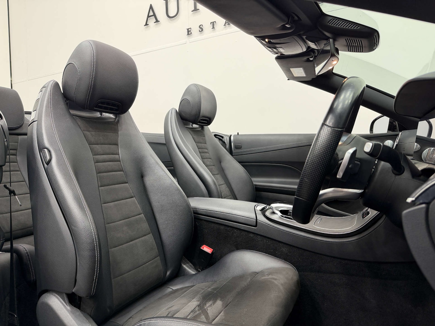 Used Mercedes-Benz E Class 2021 for sale - 77946345: Photo 2