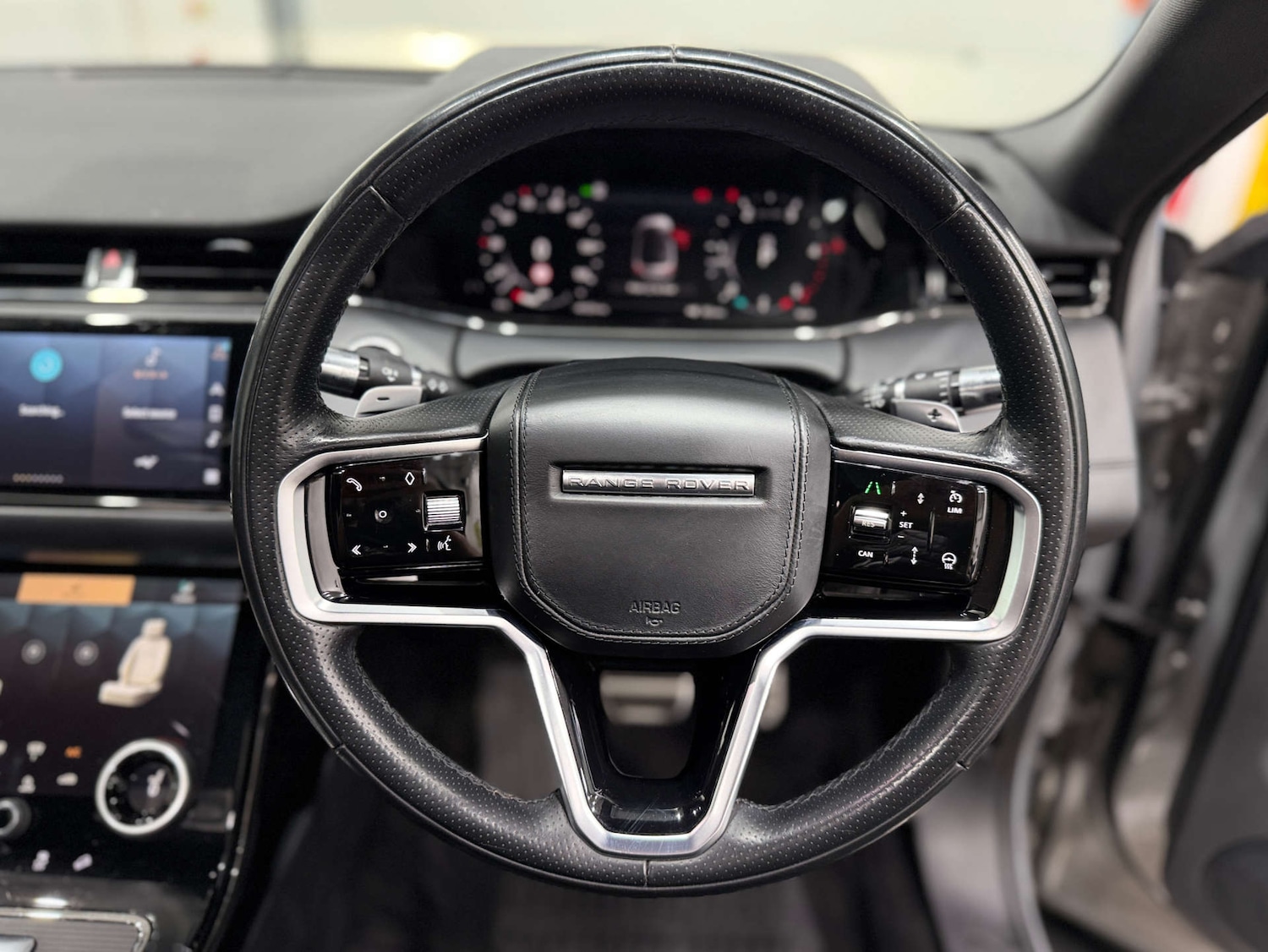 Used Land Rover Range Rover Evoque 2021 for sale - 77833851: Photo 24