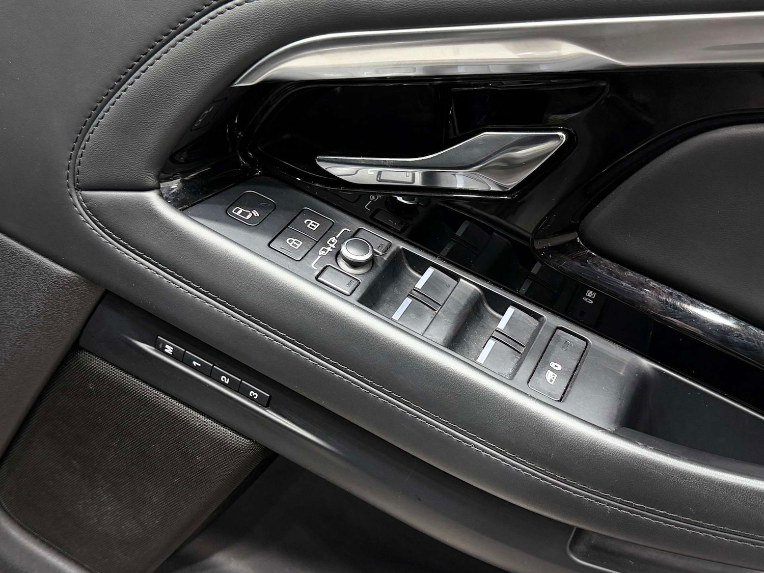 Used Land Rover Range Rover Evoque 2021 for sale - 77833851: Photo 39